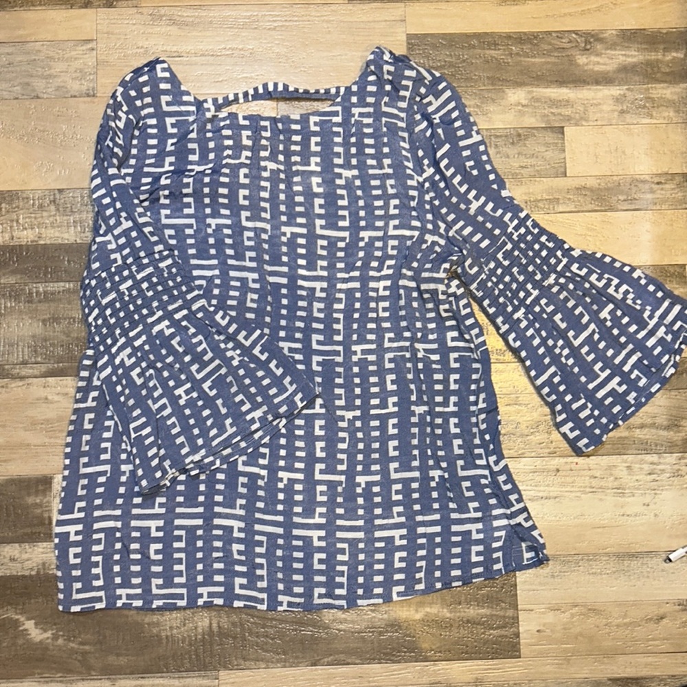Women’s Top Size XL